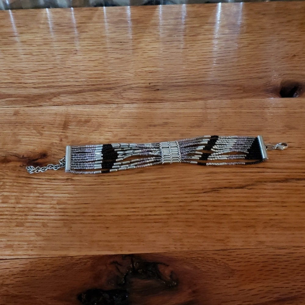 Beaded and Metal bracelet